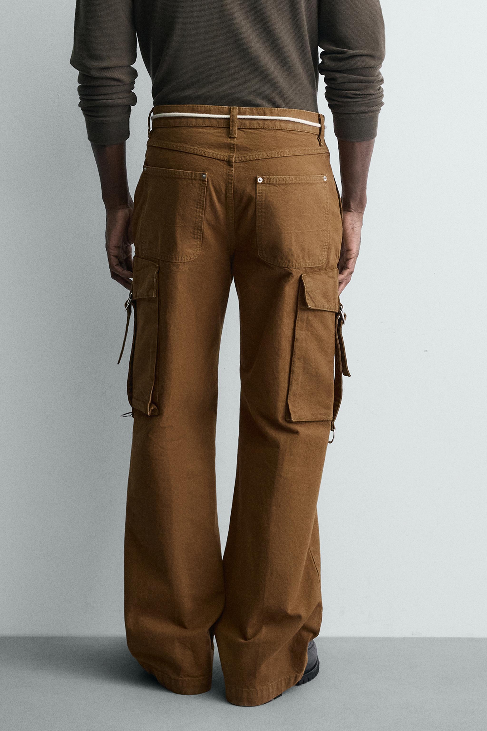 CARGO PANTS WITH POCKETS